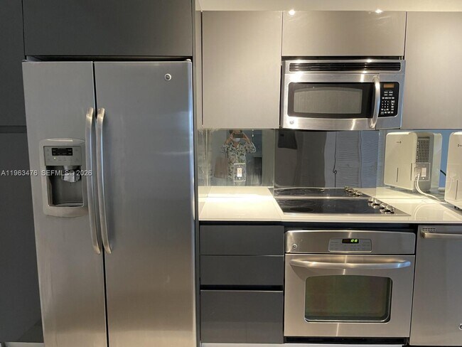 Foto del edificio - 31 SE 6th St