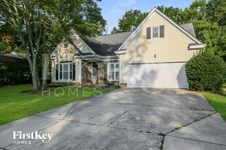 Building Photo - 6509 Mimosa St