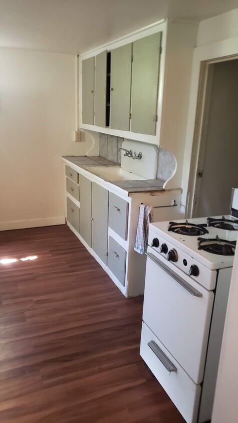 Foto principal - 1111 E Flint St