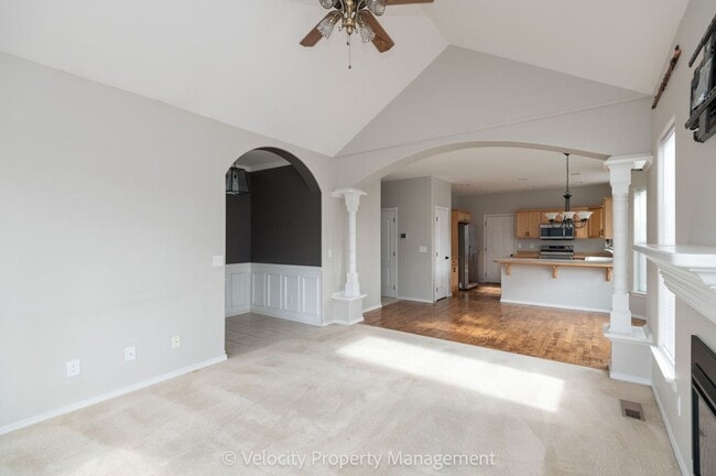 Building Photo - Single Level SW Redmond Home!