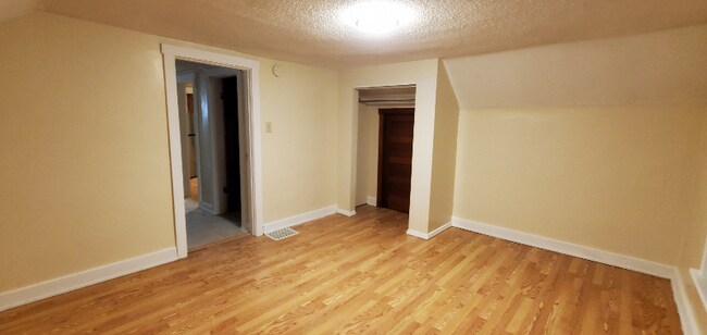 Foto del edificio - 2950 Kling Ave