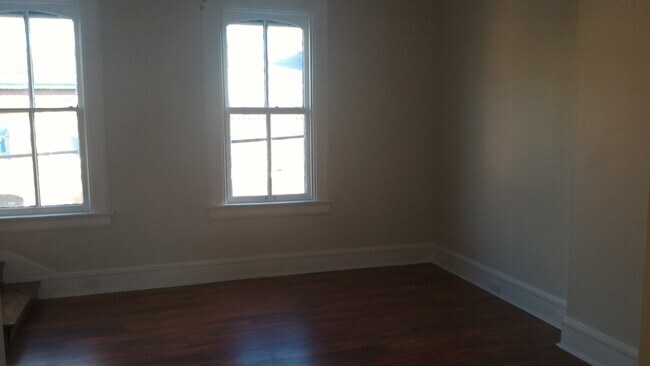 Foto del edificio - 2025 S 9th Street