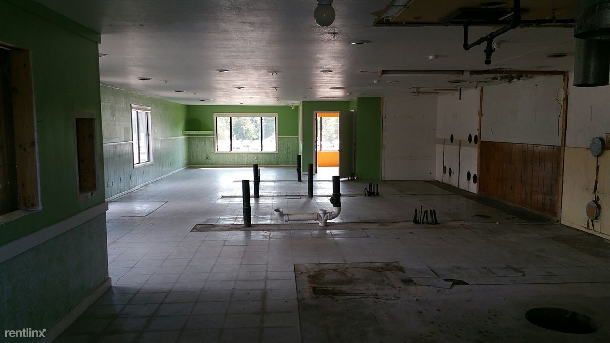 Building Photo - Studio, 1 bath House - 2712 HWY US41 West