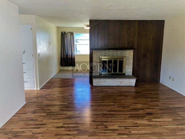 Foto del edificio - 3590 Hilyard St