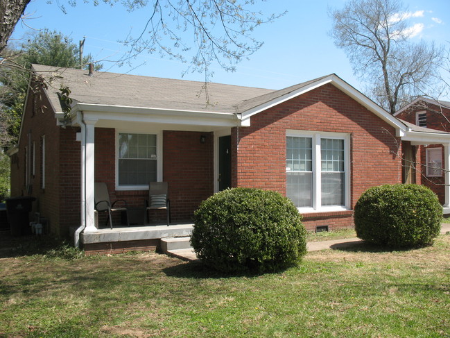 Building Photo - 236 Cherokee Rd