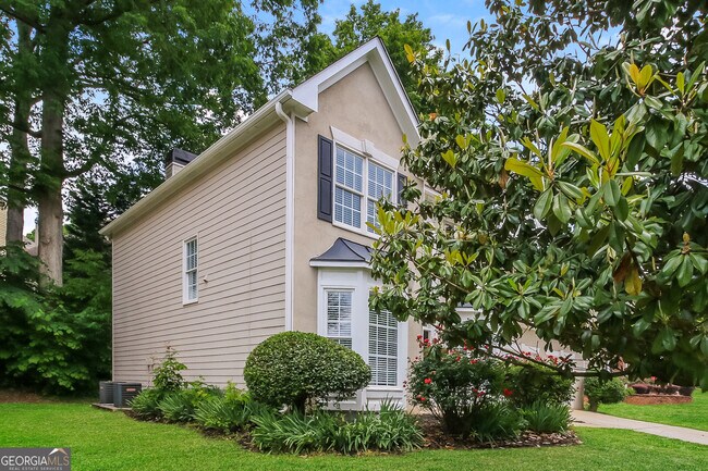 Building Photo - 700 Mountain Oaks Pkwy