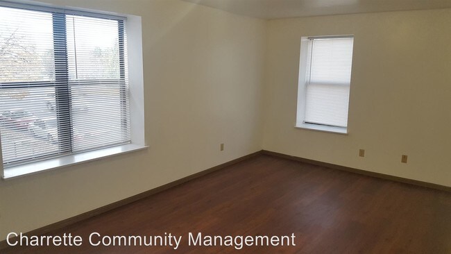 Building Photo - 5500 Natural Bridge Ave
