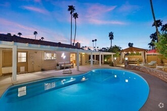 Building Photo - 1334 S San Joaquin Dr