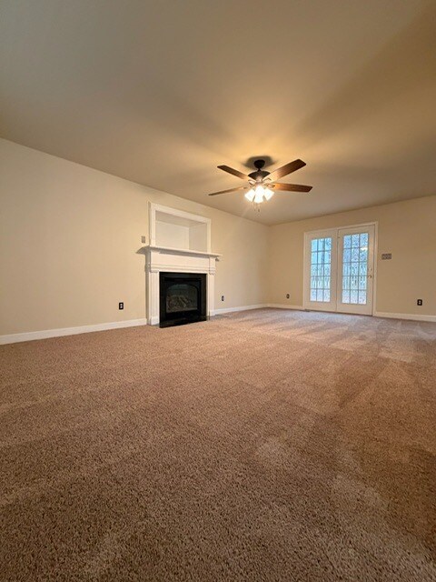 Foto del edificio - 8240 Weathered Oak Ln