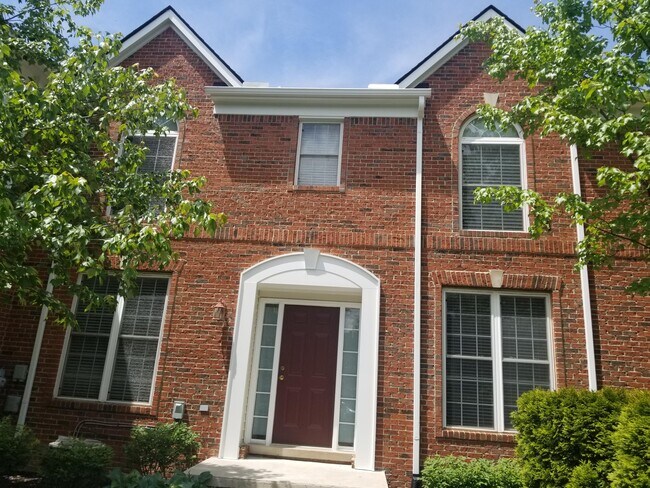 Foto del edificio - 41628 Mitchell Rd