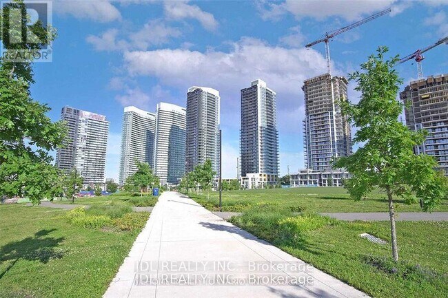 Building Photo - 85-2785 McMahon Dr