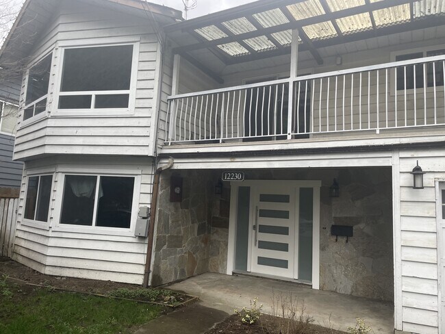 Building Photo - 12230-12188 188 St