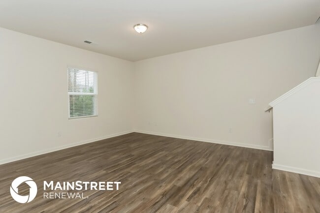 Foto del edificio - 7250 Emma Ct