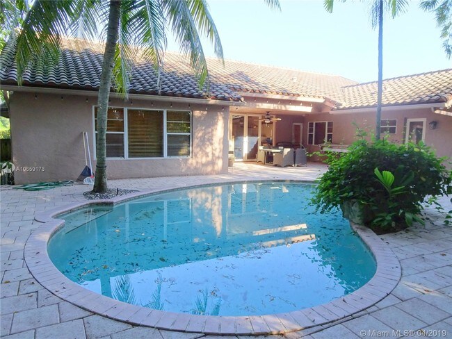 Foto del edificio - 1200 NW 101st Ave