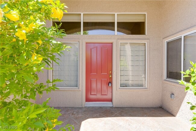 Building Photo - 8632 Desert Holly Dr