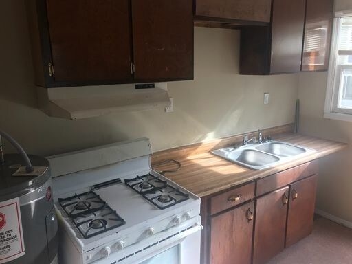 Foto del edificio - 2709 Clover Ln