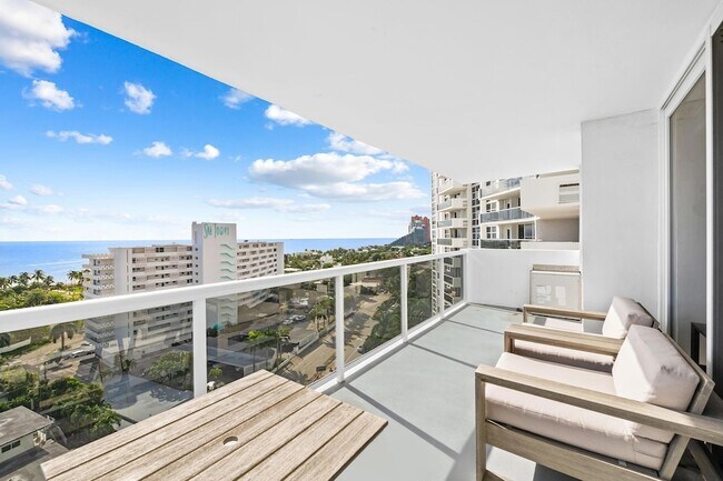 Foto del edificio - 2841 N Ocean Blvd