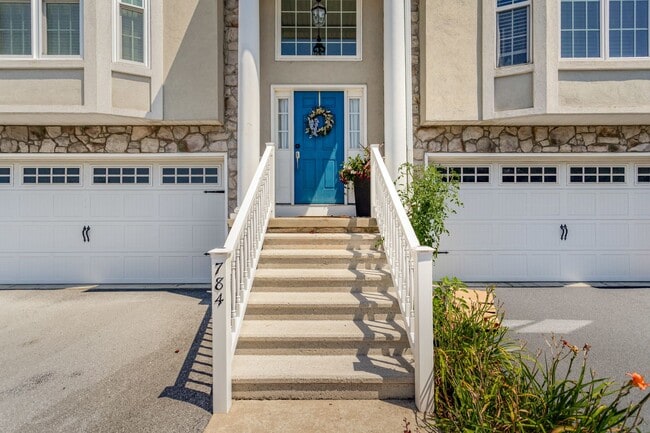 Building Photo - 784 Winding Ln