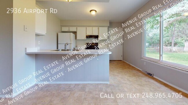 Foto del edificio - 2936 Airport Rd