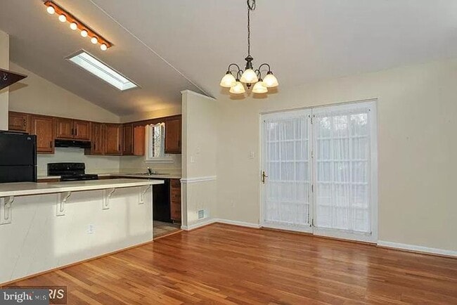 Building Photo - 8707 Greystone Pl