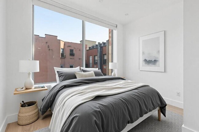 Building Photo - 1 bedroom in NEW YORK NY 10003