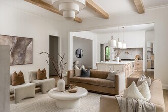 Building Photo - 4224 Granny White Pike