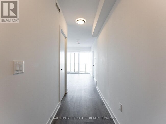 Building Photo - 36 Zorra St