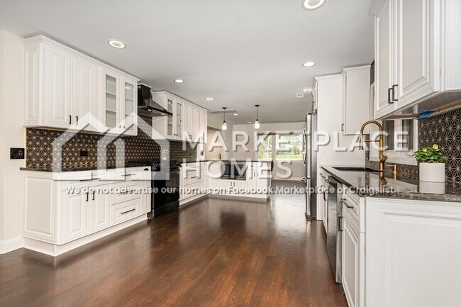 Foto del edificio - 13140 S 86th Ave