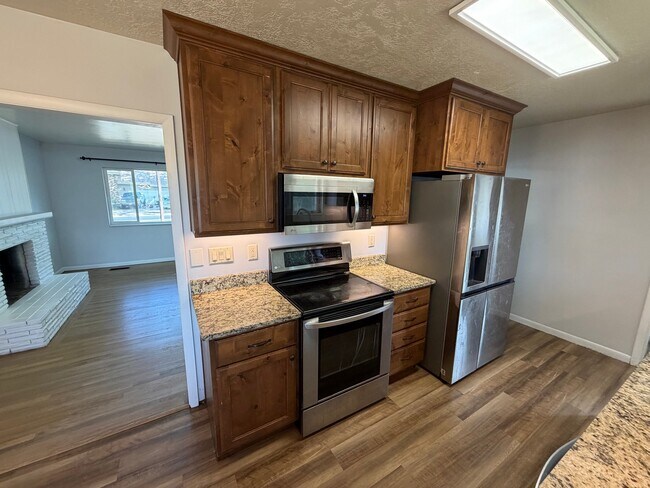 Building Photo - 778 Wasatch Dr