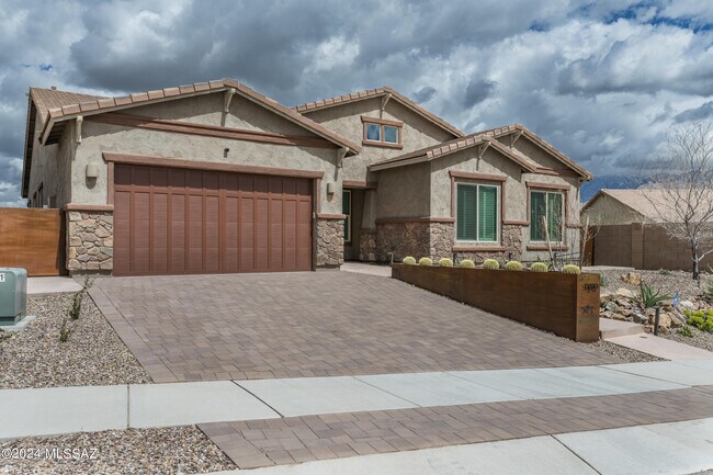 Foto del edificio - 11810 N Silverwood Dr