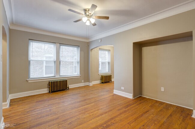 Building Photo - 1740 W 81st St
