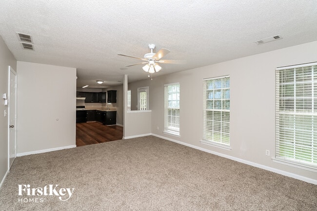Building Photo - 1272 Creekview Cir