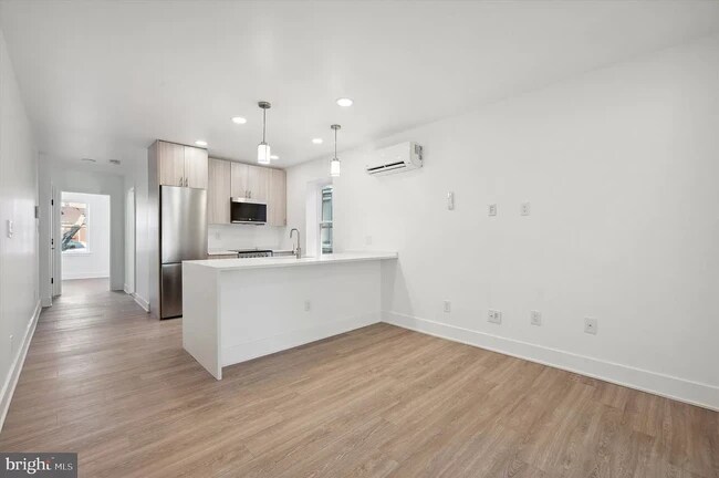 Building Photo - 5043 SPRUCE St