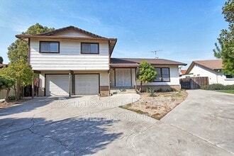 Building Photo - 1291 Yorkshire Way