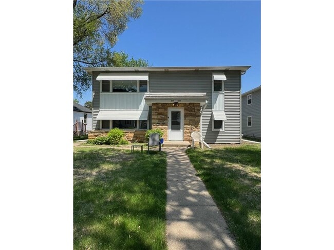 Building Photo - 3275 Library Ln