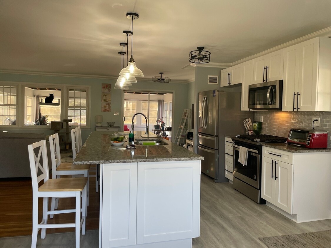 Photo - 17804 Park Mill Dr (Derwood, MD)