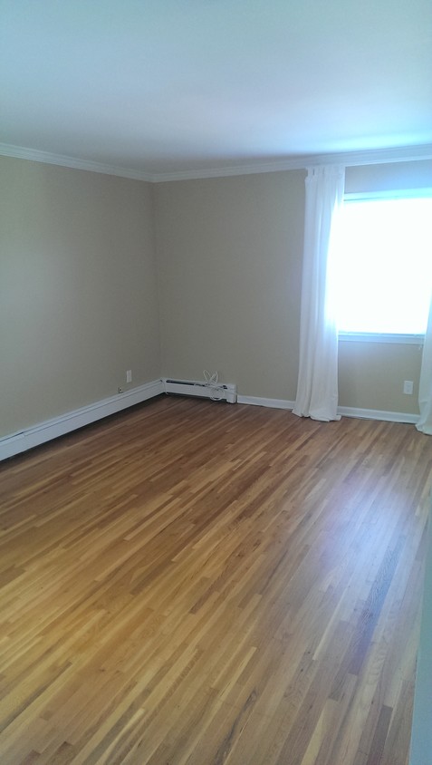 Bedroom 1 - 22 S Ferris St