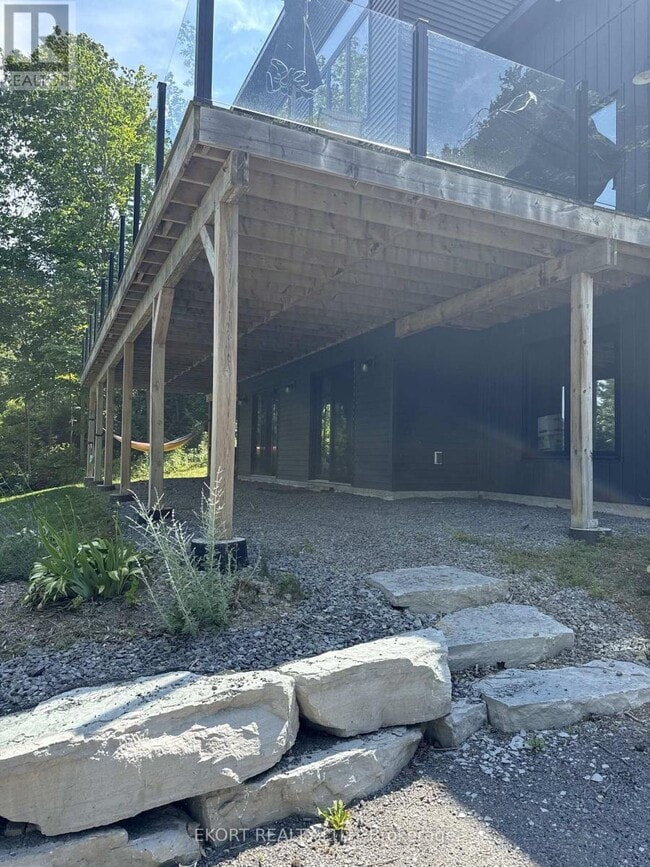 Building Photo - 51 Bishop Ln