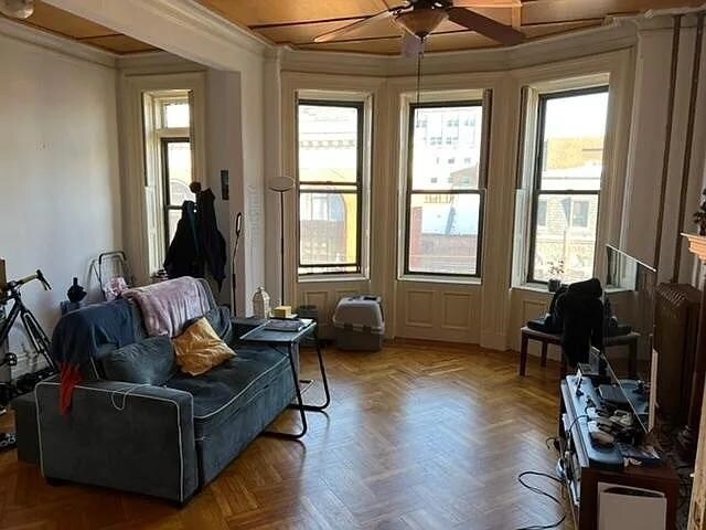 Foto del edificio - 518 Hudson St