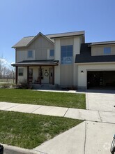 Building Photo - 1393 Advance Dr