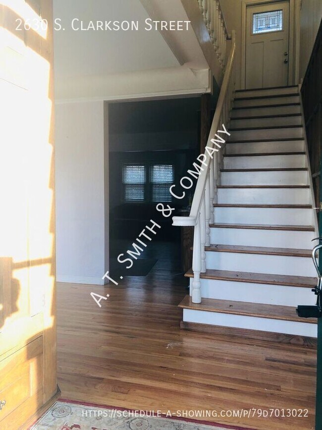 Foto del edificio - 2630 S Clarkson St