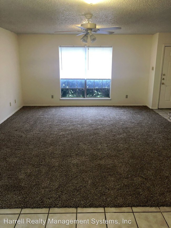 Building Photo - 3 br, 2 bath House - 325 Mill Creek