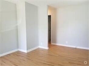 Building Photo - 3542 Albee Dr