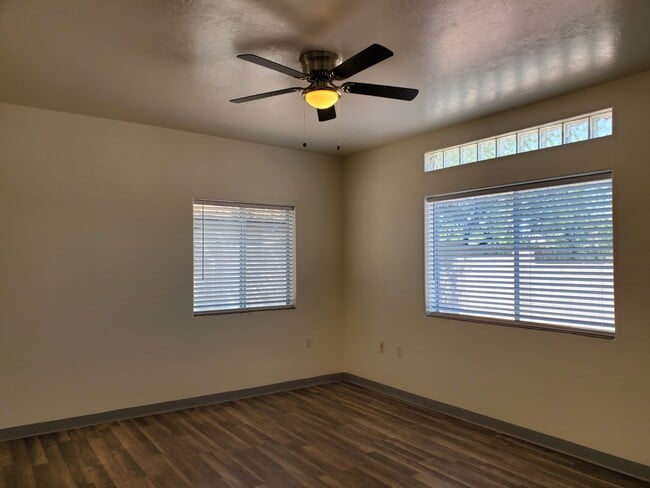 Living Room - 730 E Lester St