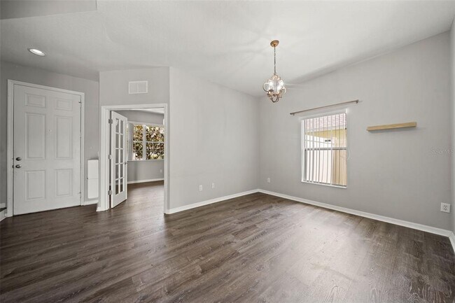Building Photo - 10909 Observatory Way