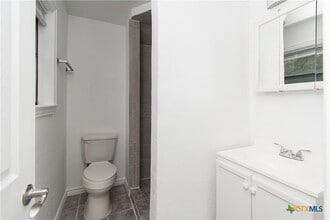 Building Photo - 2407 Lago Trail