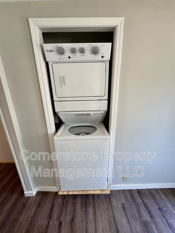 Foto del edificio - 1513 W 22nd Terrace