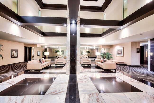 Photo du bâtiment - 4700 Rue Sainte-Catherine O