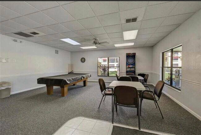 Req room - 5817 Park St N