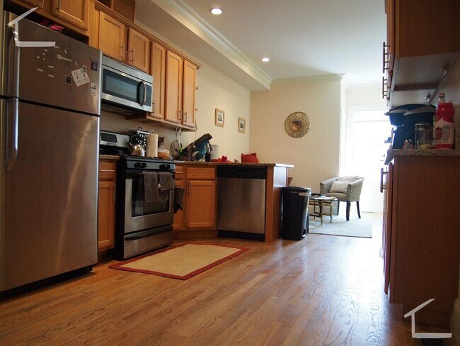 Building Photo - Great 2 bed